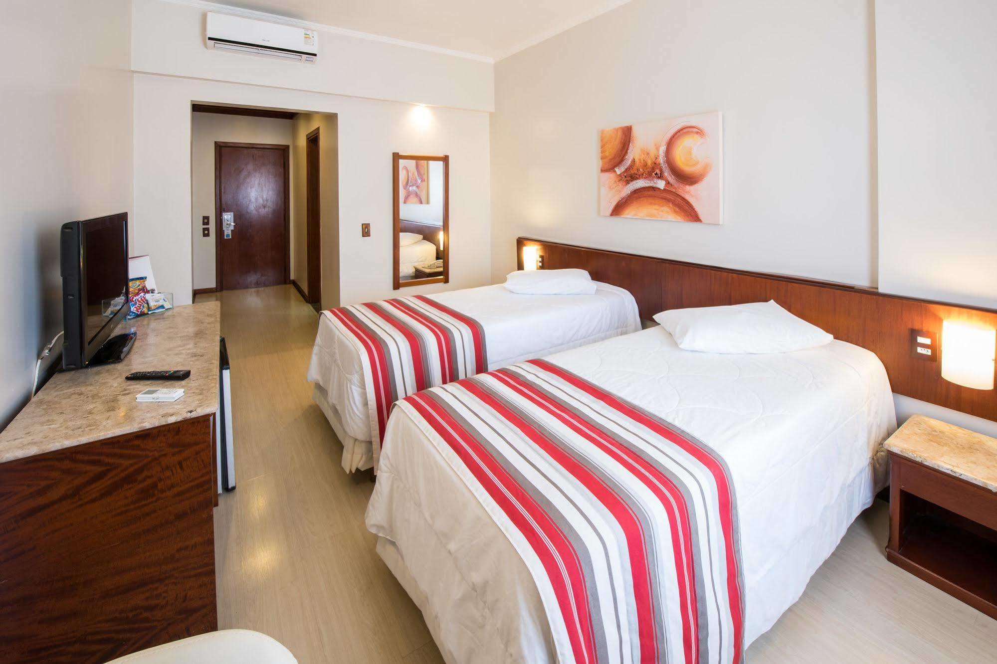 Hotel Carlton Plaza Pocos de Caldas Ngoại thất bức ảnh